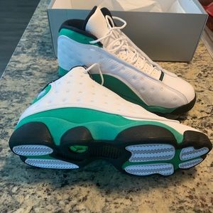 Air Jordan 13 Lucky Green